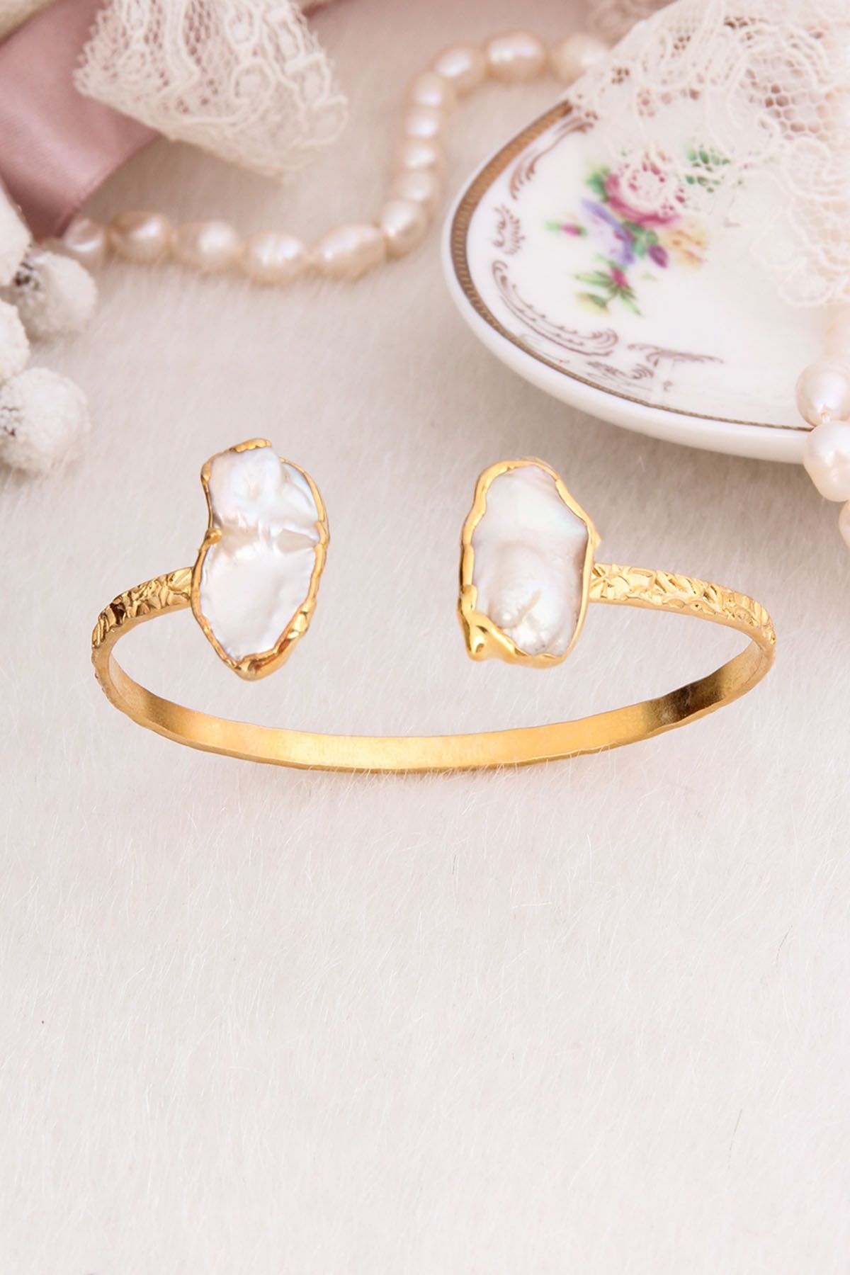 Pearl Bracelet