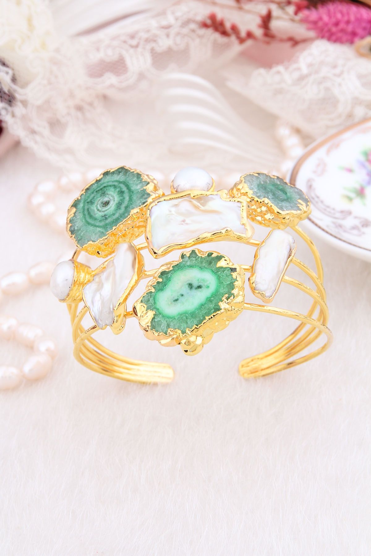 Pearl & Quartz Bracelet