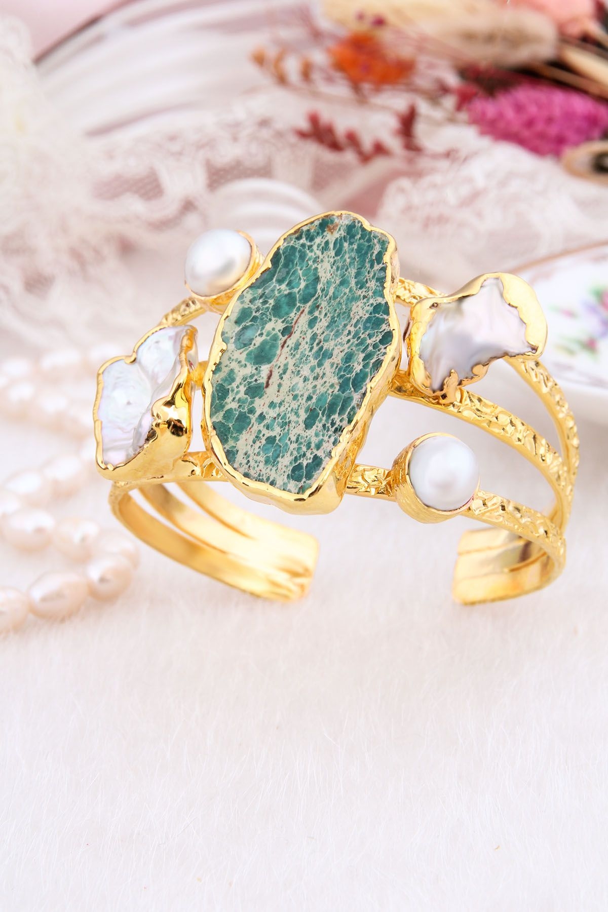 Pearl & Varasite Bracelet
