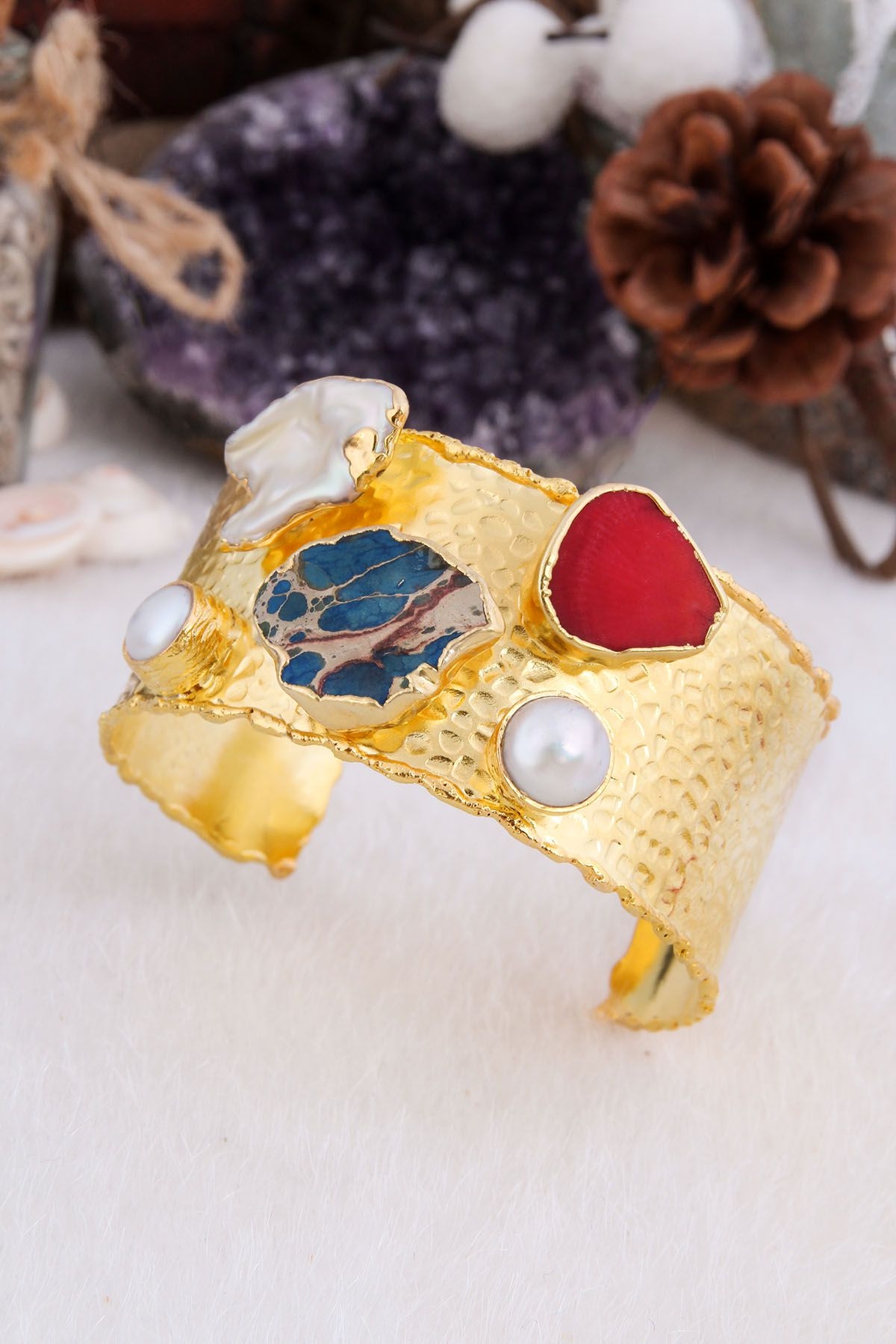 Pearl & Coral Bracelet