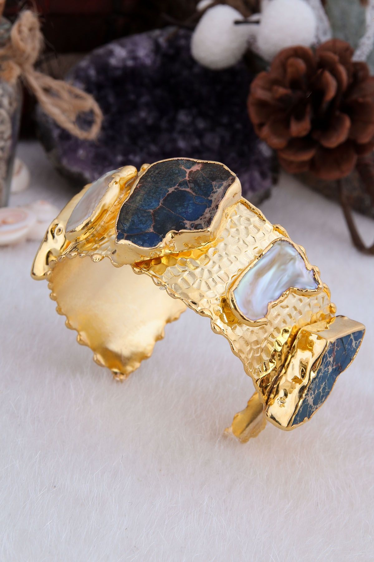 Pearl & Varasite Bracelet