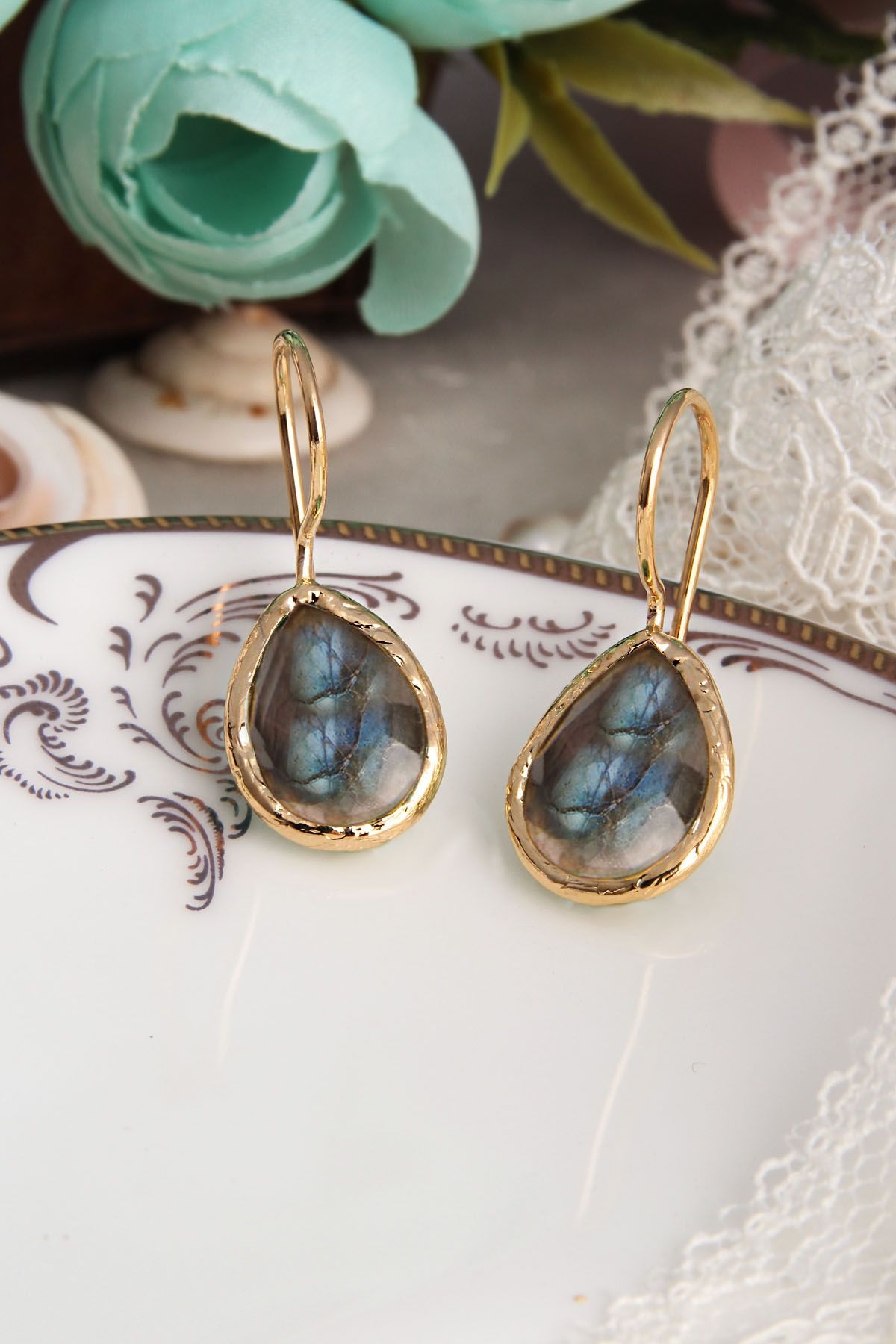 14K Gold Plated & Brass Material & Labradorite 