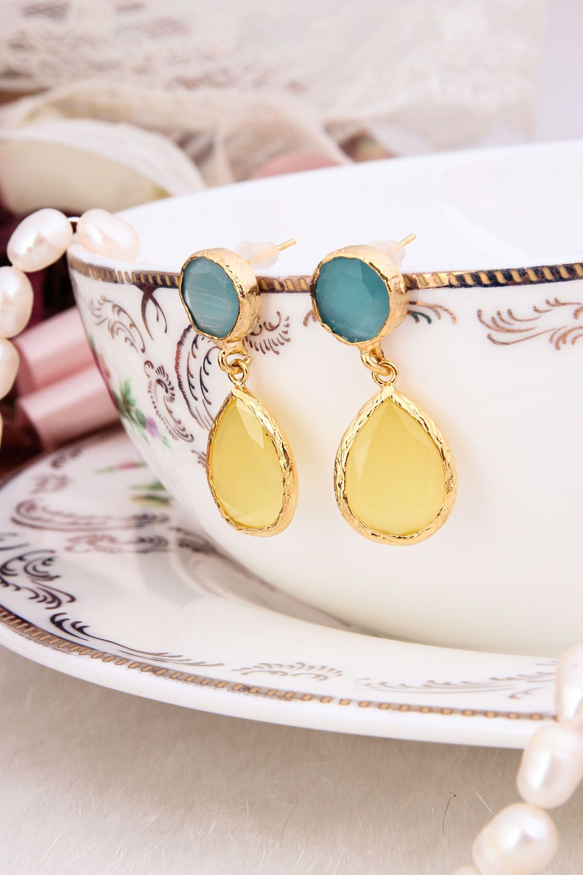 Zircon Earring