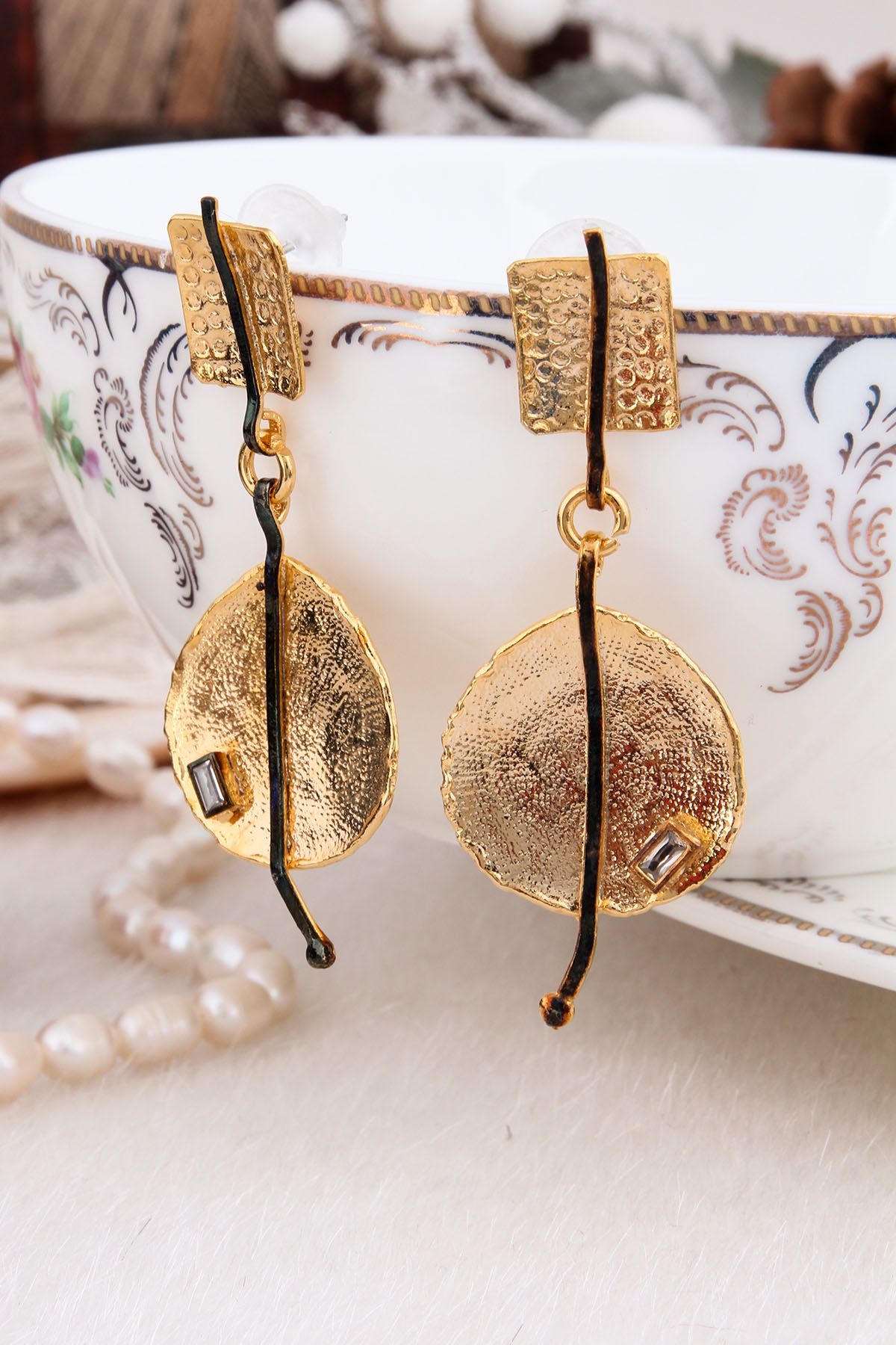 Zircon Earring
