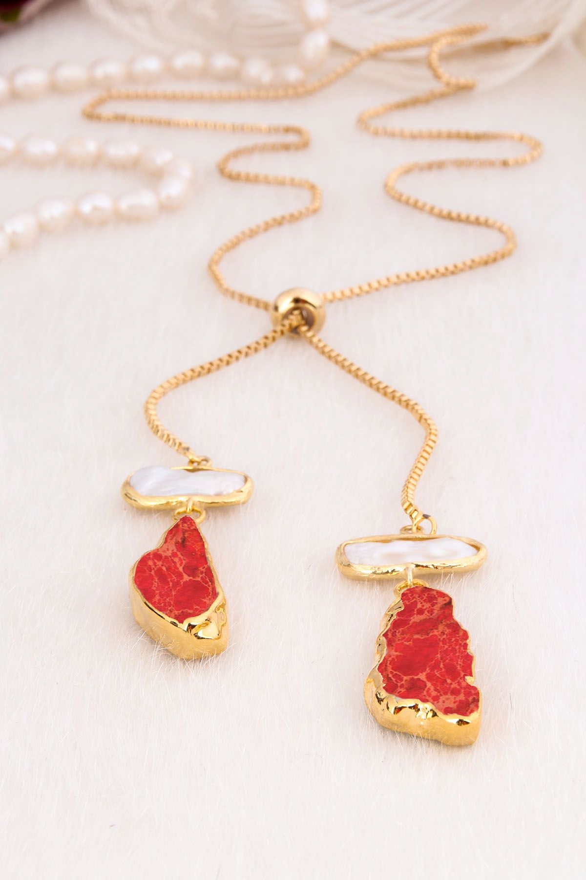 Pearl & Varasite Necklace