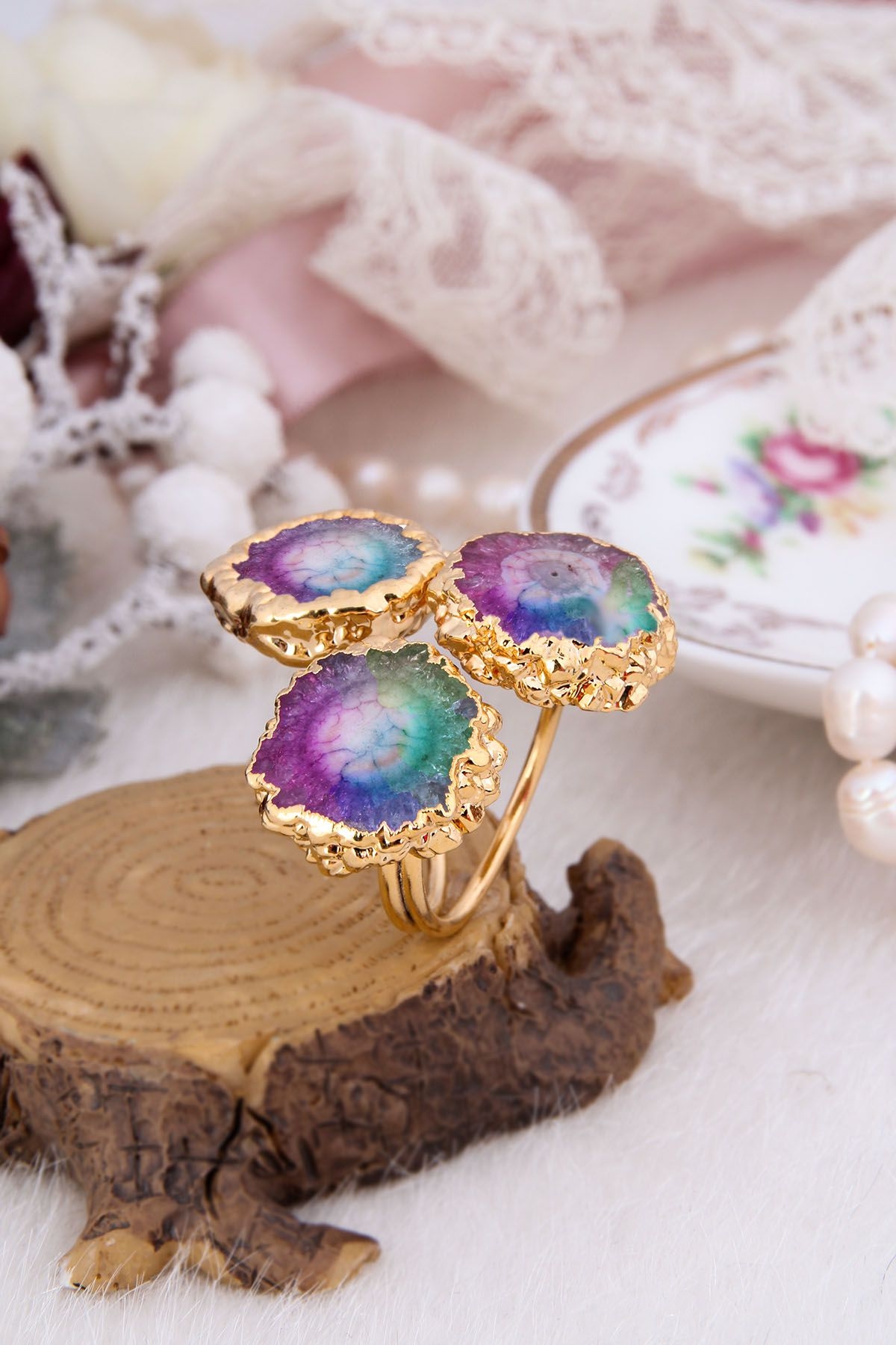Quartz Ring