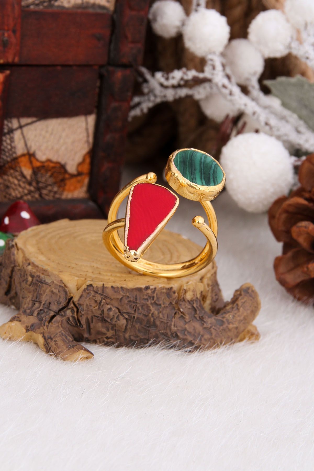 Coral & Malahite Ring