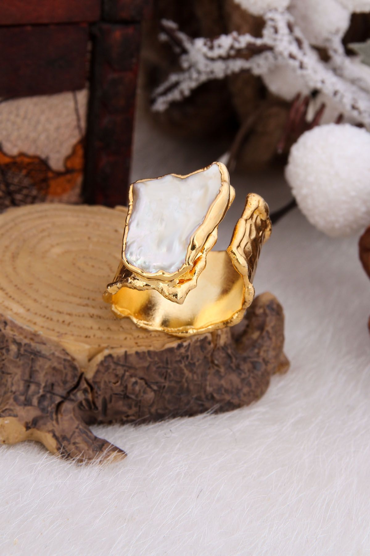 Pearl Ring