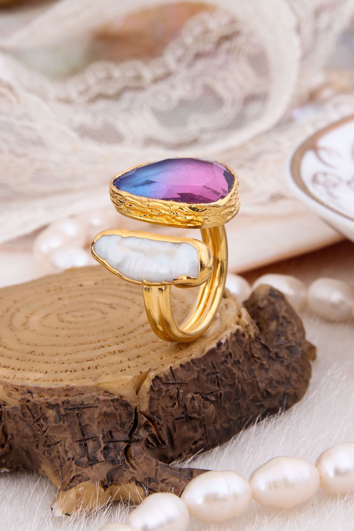 Pearl & Crystal Ring