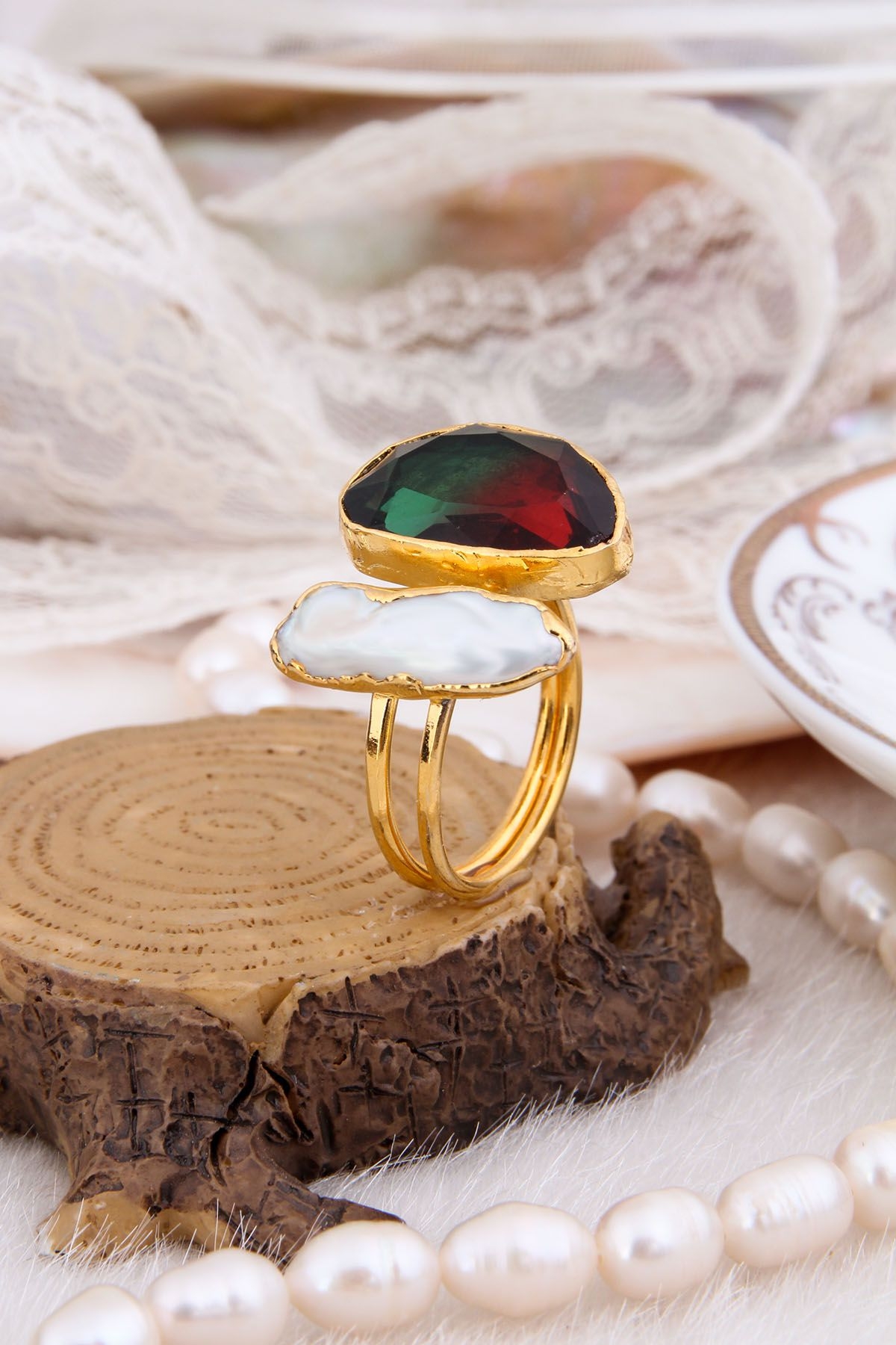 Pearl & Crystal Ring