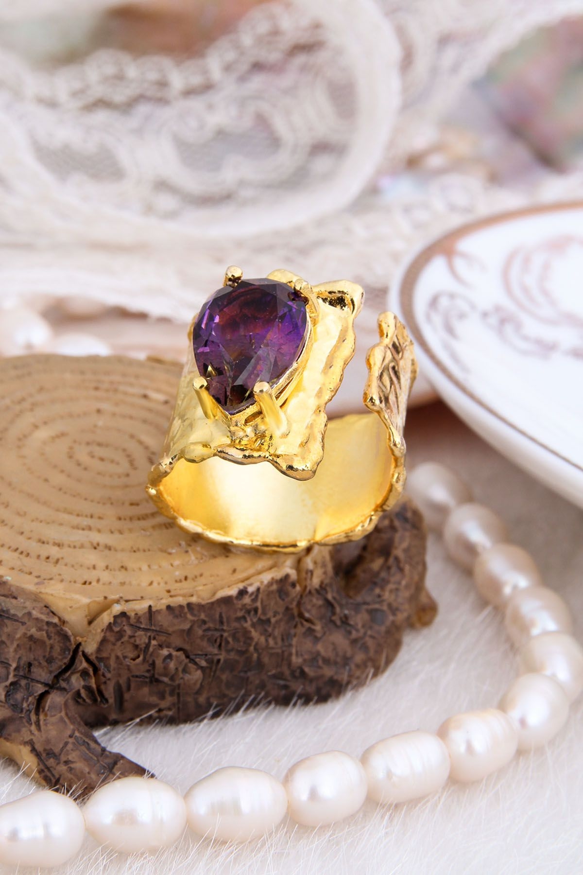 Zircon Ring