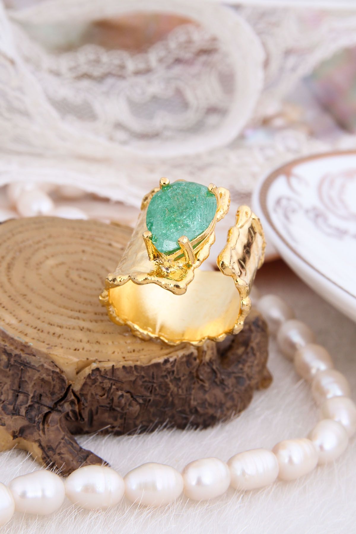 Zircon Ring