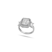 Solitaire Baget Ring