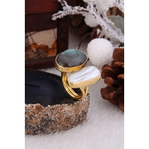 Labradorite & Pearl Ring